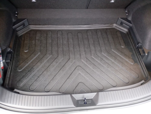 стелка за багажник Nissan Qashqai