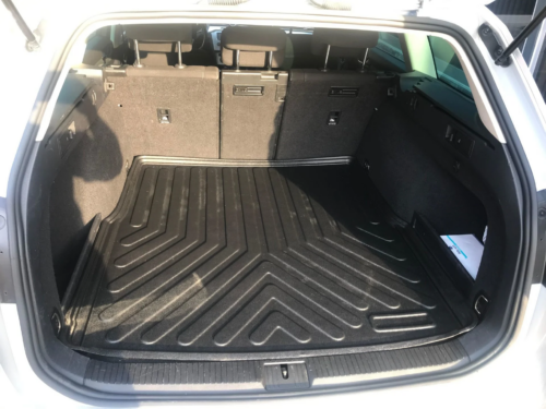 стелка за багажник VW T-Roc