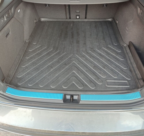 стелка за багажник VW Passat B9