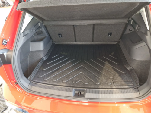 стелка за багажник VW Tiguan