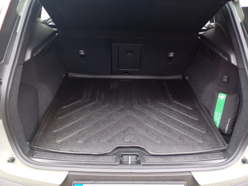 стелка за багажник Volvo XC40