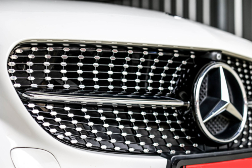 диамантена решетка за Mercedes C класа w205