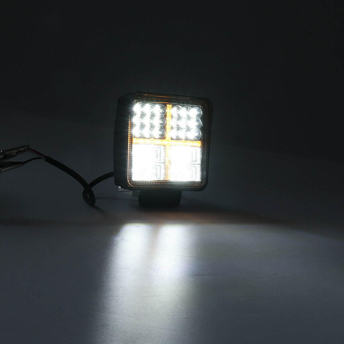 LED Работен Фар: Устойчив, Двуцветен, Комбиниран Лъч
