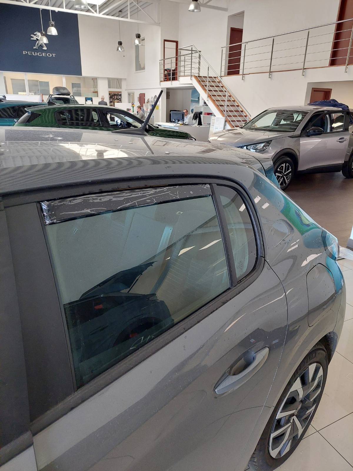 Ветробрани за Opel Corsa F / Peugeot 208 (5 врати) след 2019